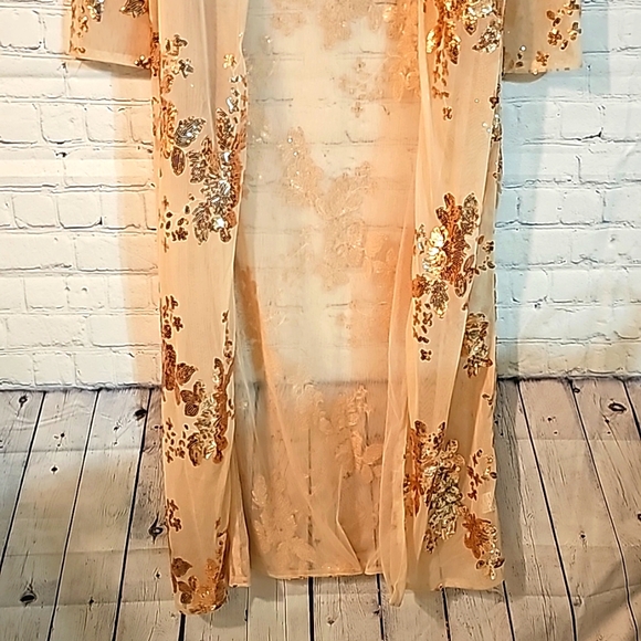 Windsor Shrug (M)  NWT - Picture 3 of 10